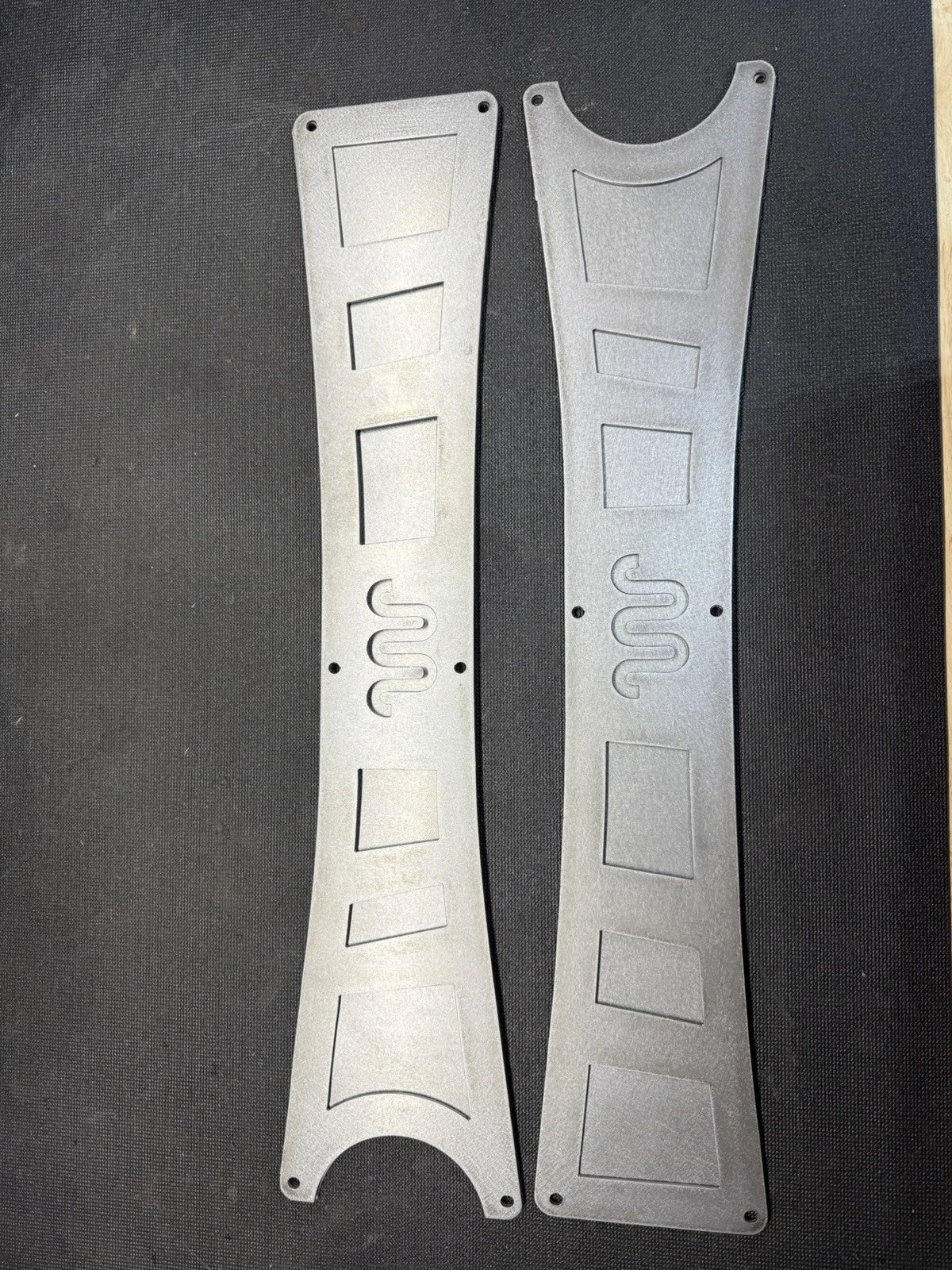 05-22 F350-f250 King Ranch Radius Arm Over Lay ( two layer skeleton style )
