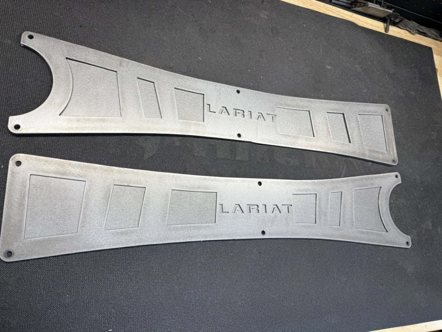 05-22 F350-f250 “lariat” Radius Arm Over Lay ( skeleton style ) ( dual layer )